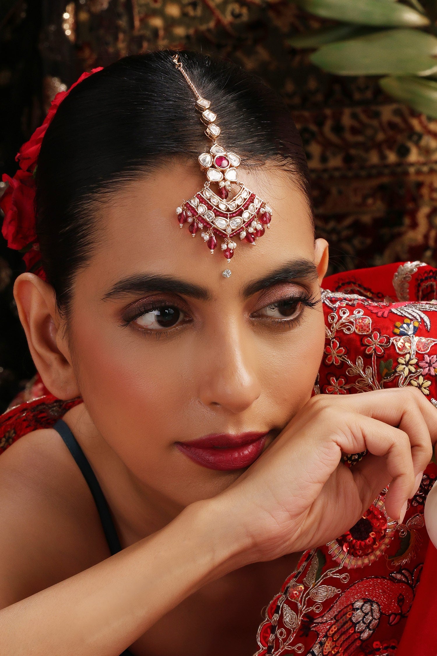 Kundan & Ruby Droplet Maangtikka 