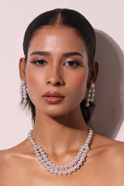 Aurora Bits Embellished Necklace Set 