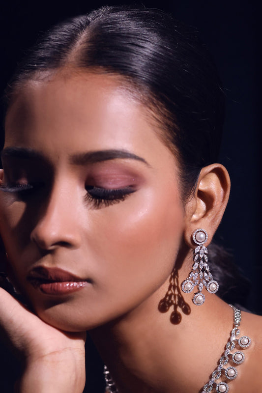 Gleam Muse Embellished Earrings 