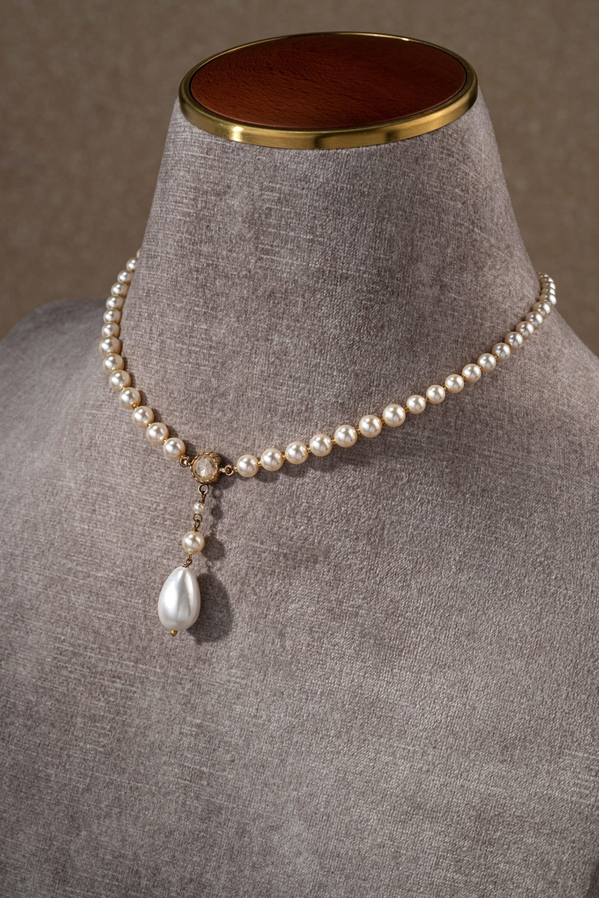 Pearl Chain Choker 