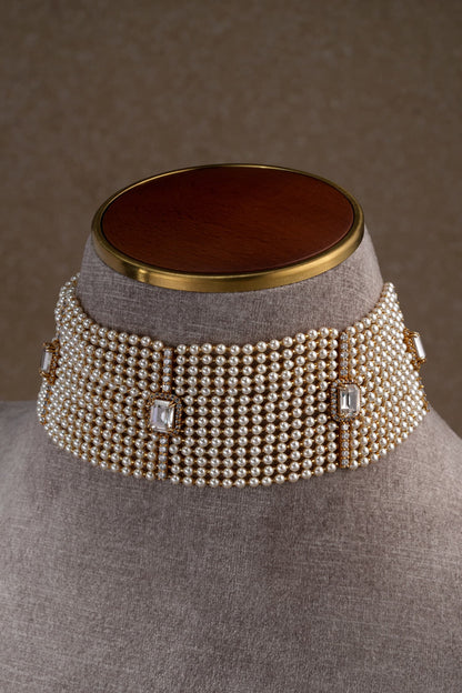 Pearl Bar Embellished Choker 