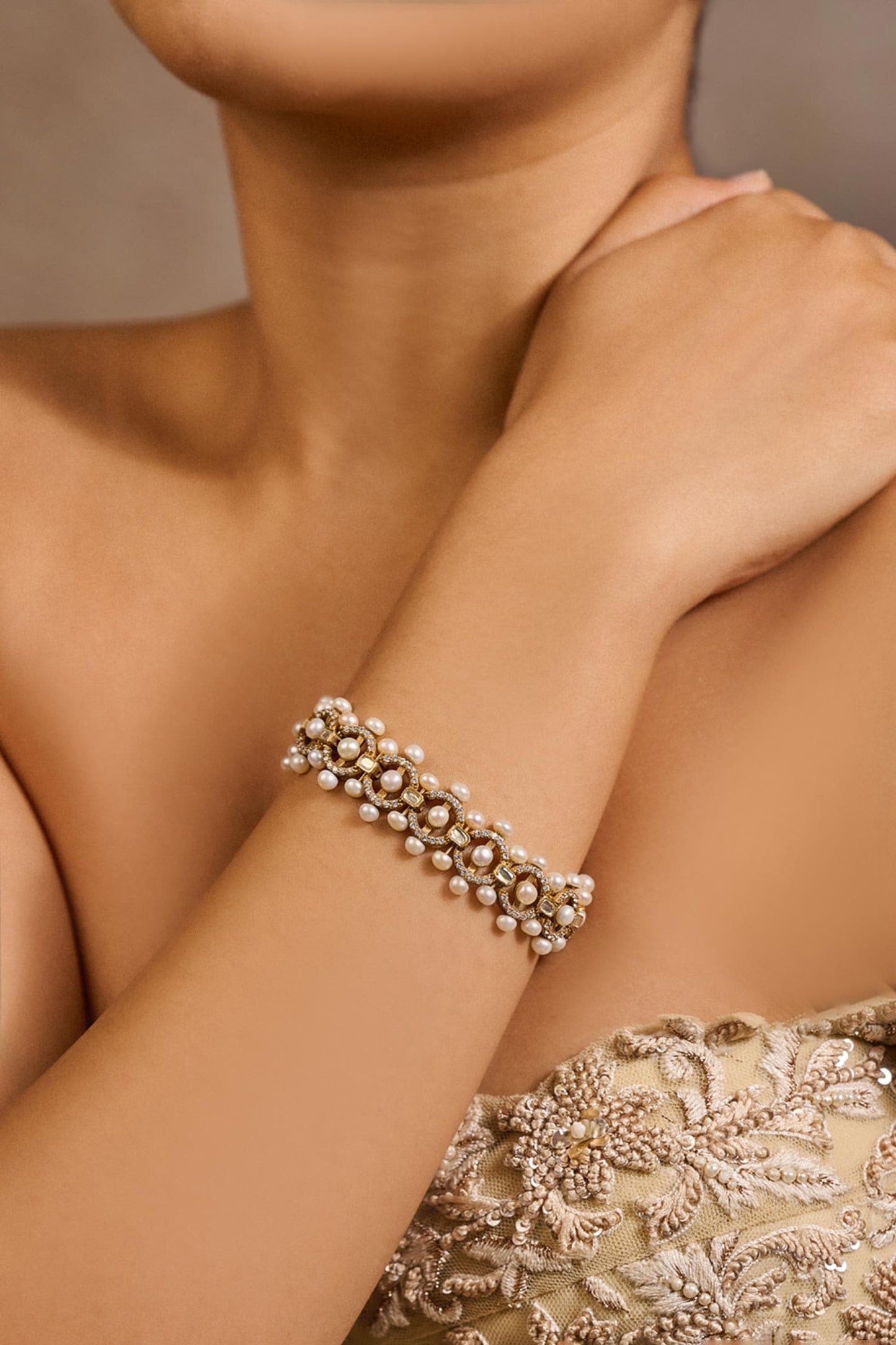 Pearl Embellished Bracelet 