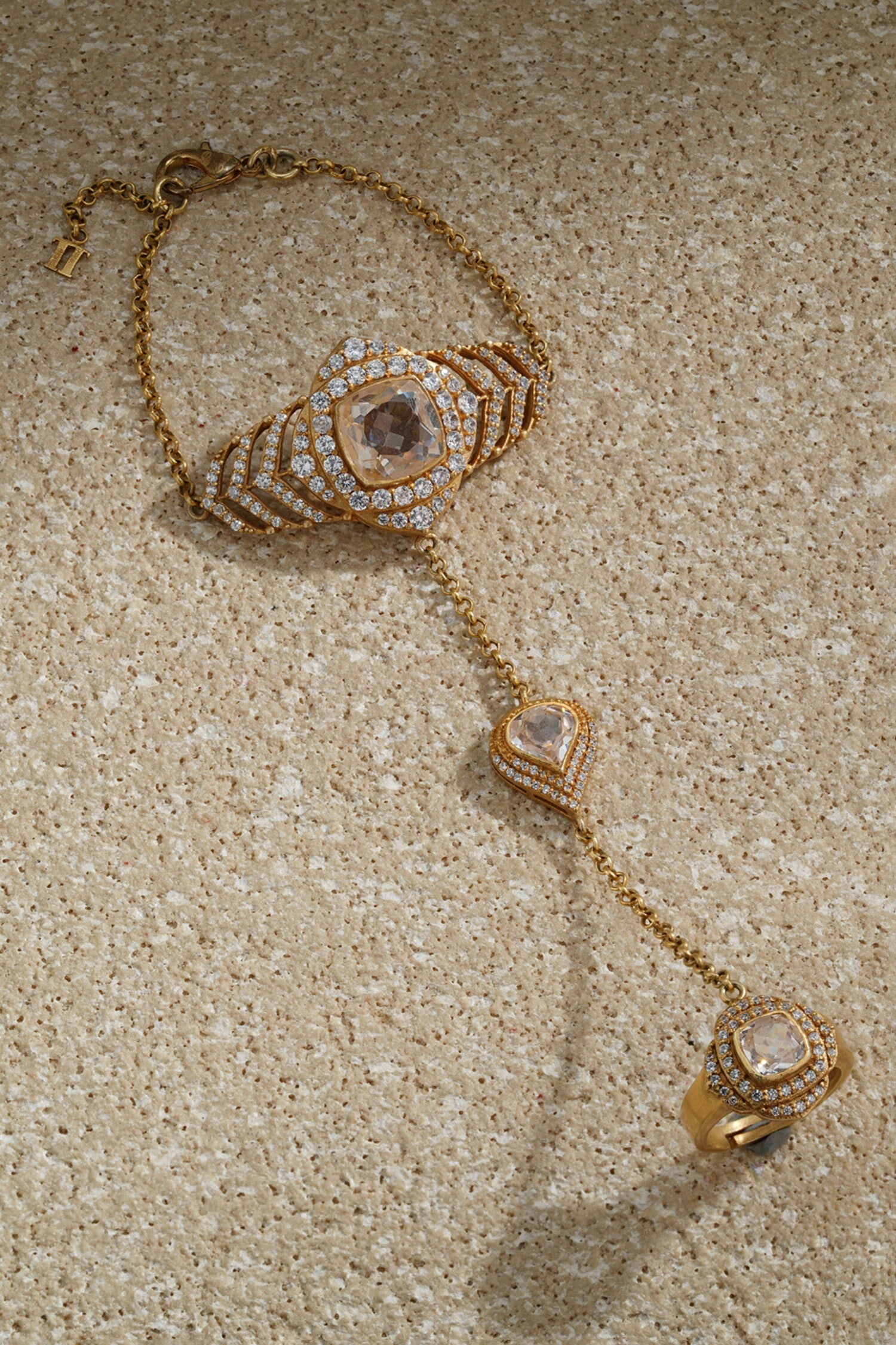 Zircon Embellished Hathphool 
