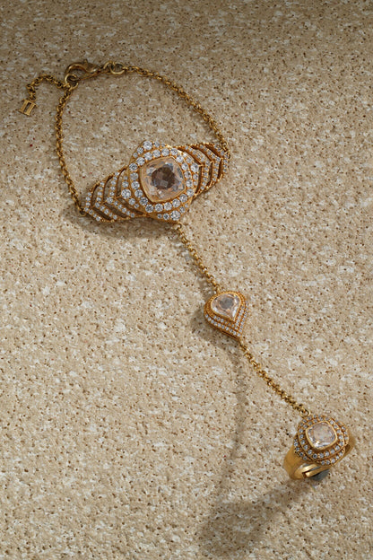 Zircon Embellished Hathphool 