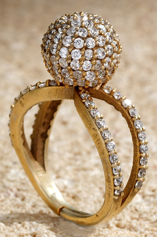 Circular Embellished Finger Ring 