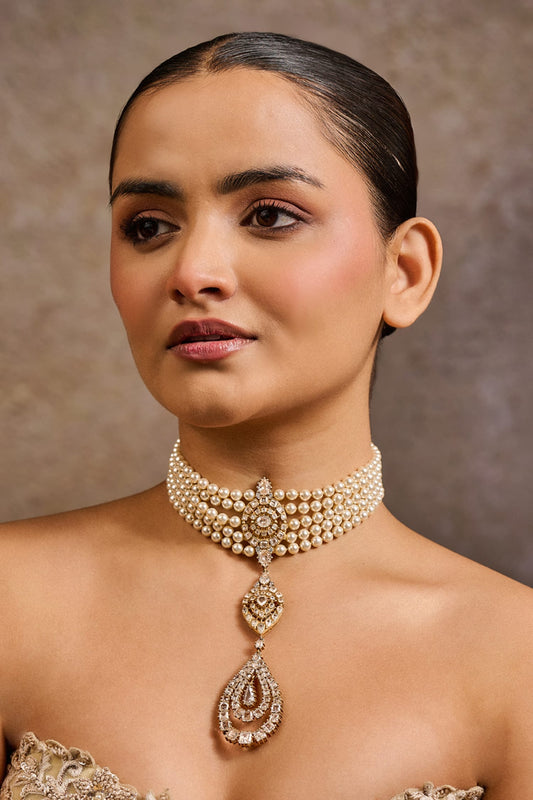 Pearl Linked Embellished Gulluband Necklace 