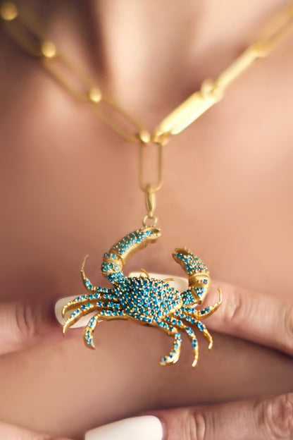 So Crabby Pendant 