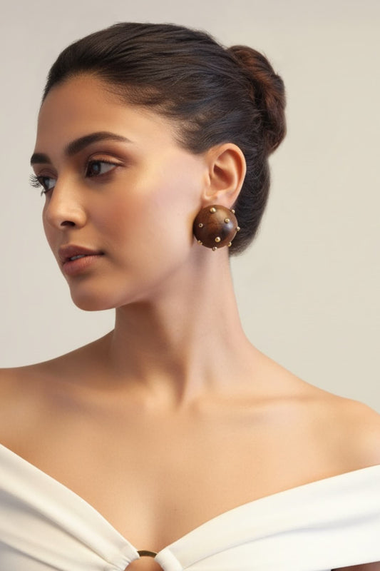 Cove Gold Ball Stud Earrings 