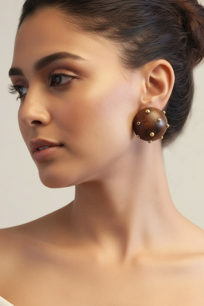 Cove Gold Ball Stud Earrings 