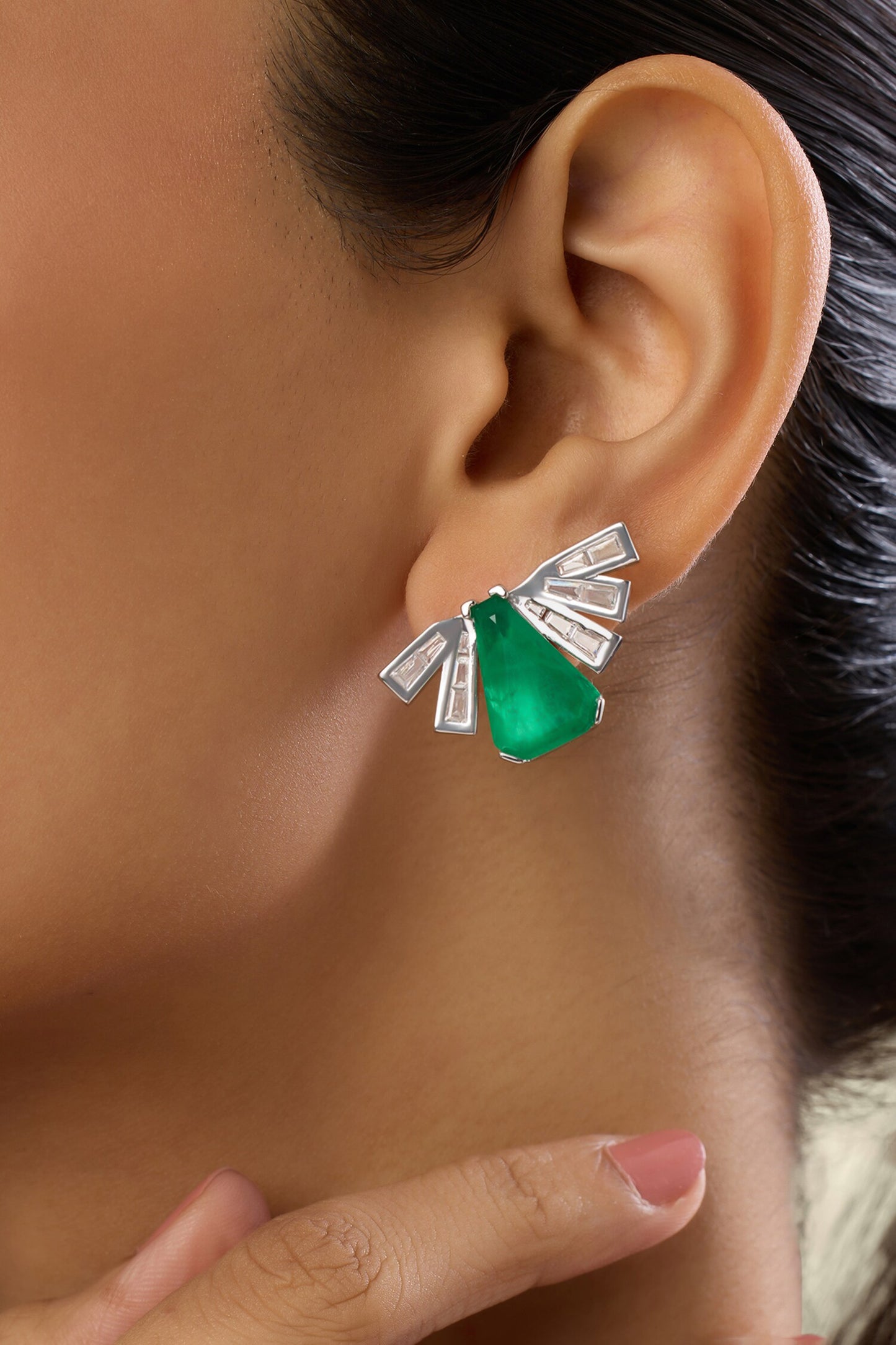 Gatsby Emerald Studs 