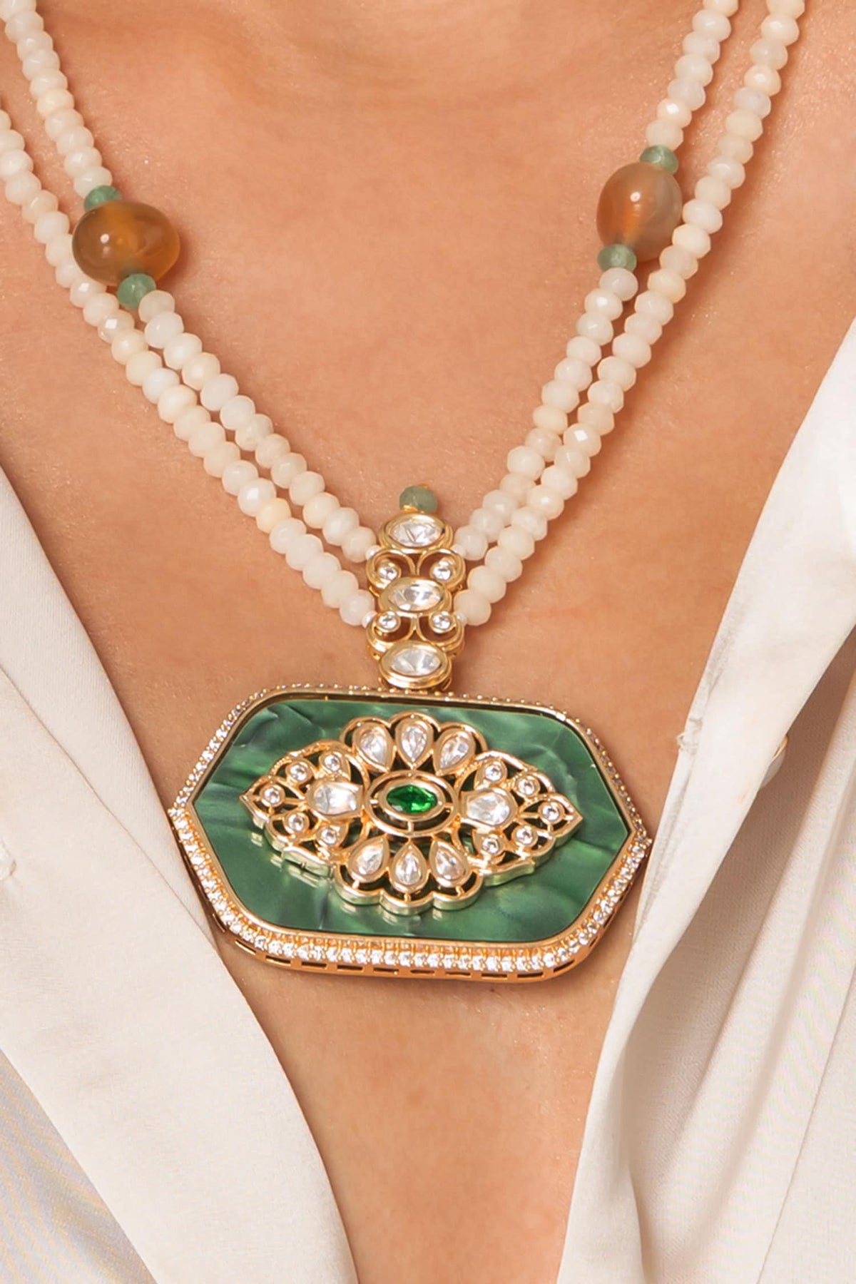 Layered Pendant Necklace Set 