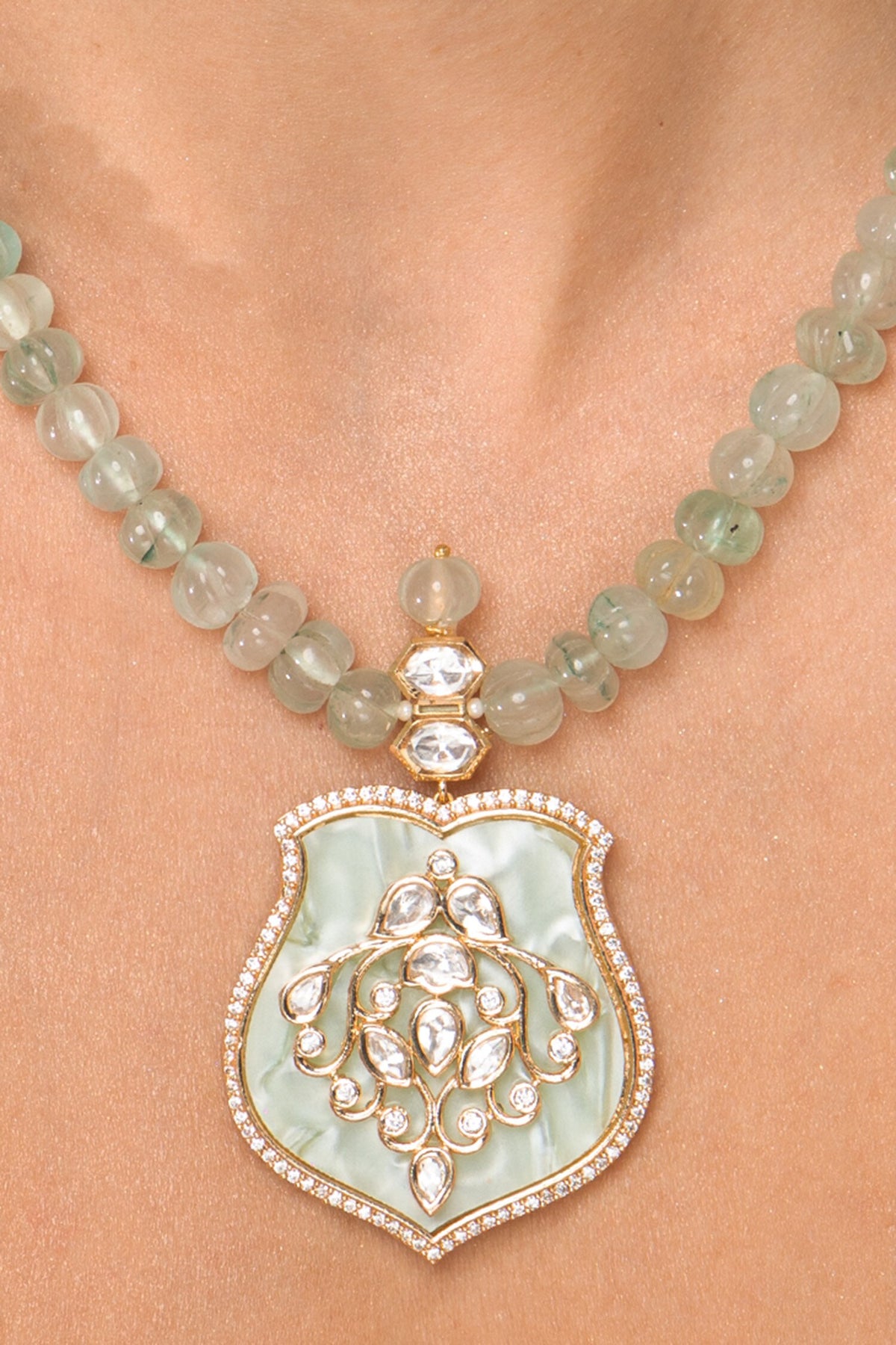 Traditional Shield Pendant Necklace Set 