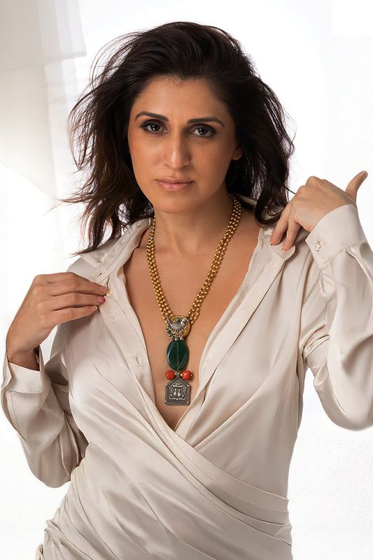 Layered Stone Pendant Necklace 