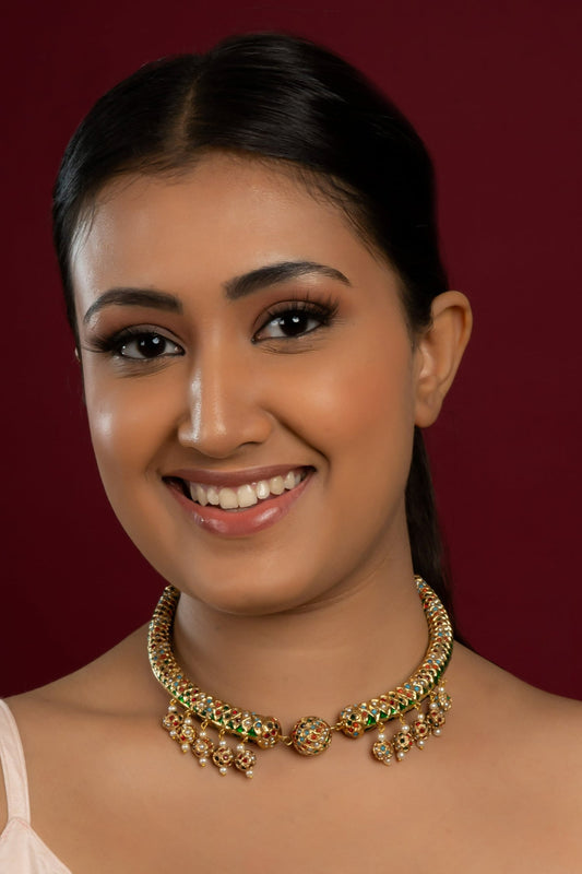 Vibrant Jadau Sonamoti Hasli Choker Necklace 