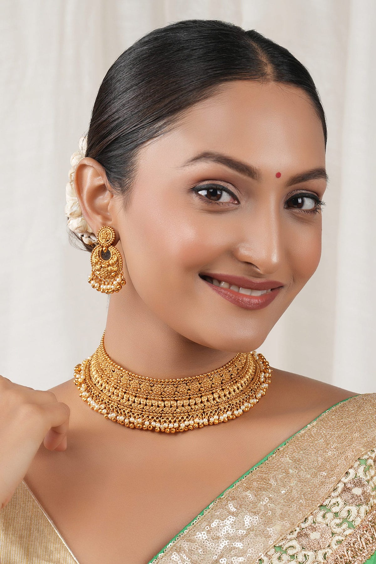 Antique Pearl Drop Choker & Chandbalis Set 