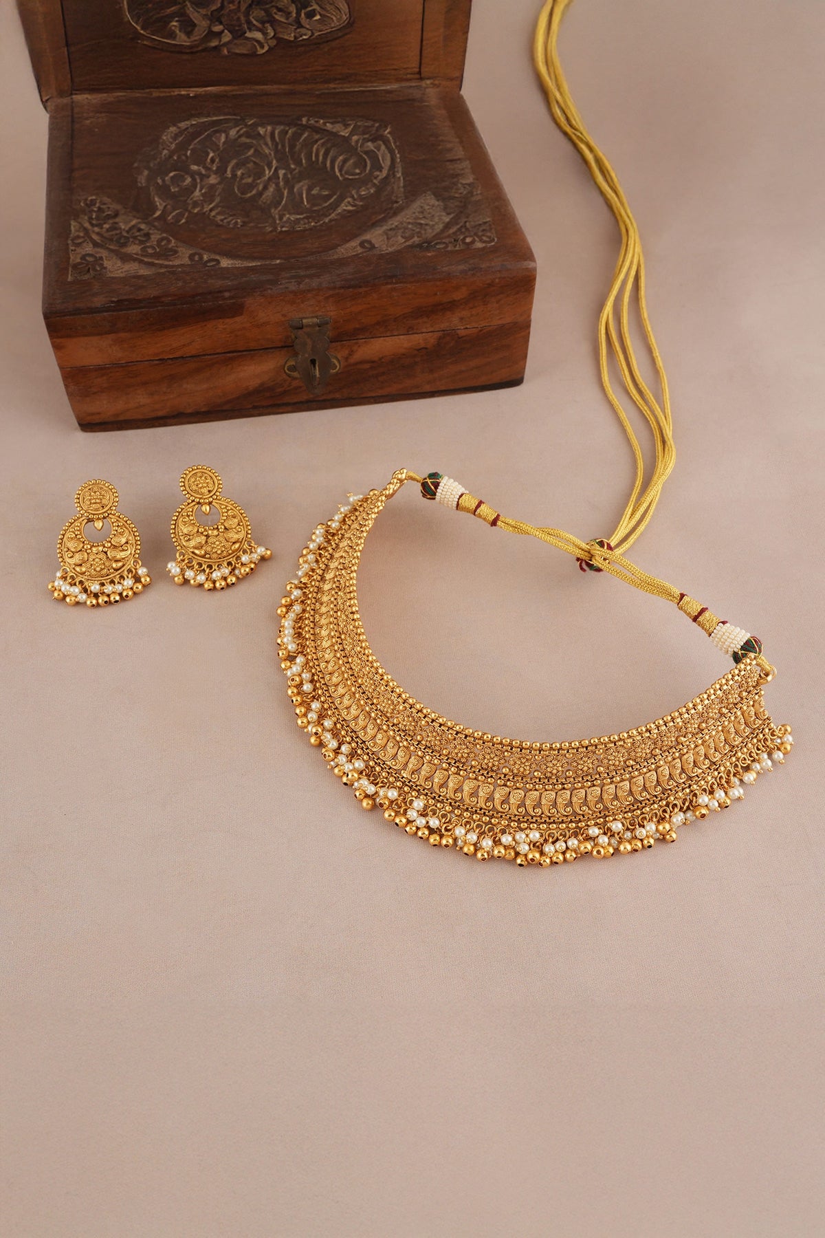 Antique Pearl Drop Choker & Chandbalis Set 