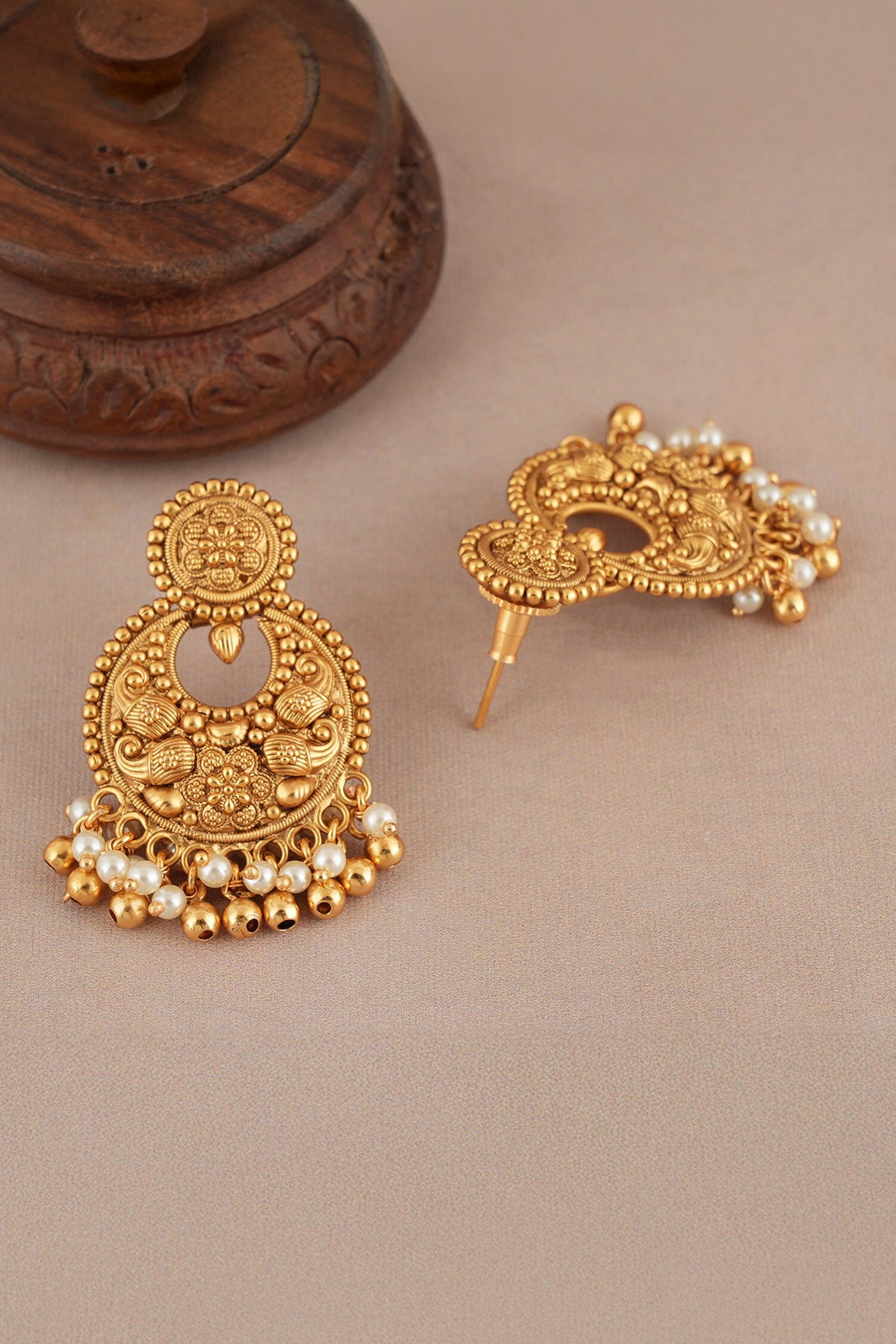 Antique Pearl Drop Choker & Chandbalis Set 