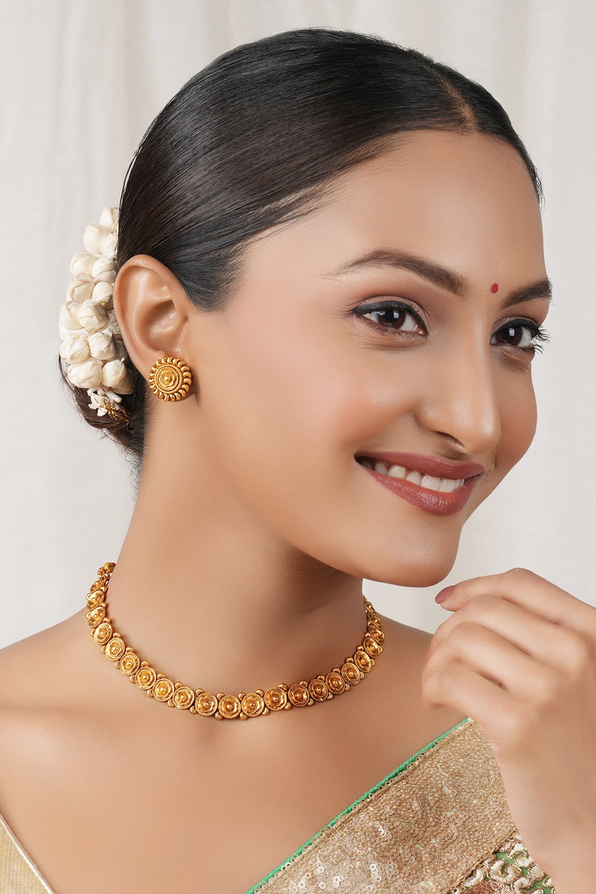 Floral Carved Antique Choker Necklace Set 