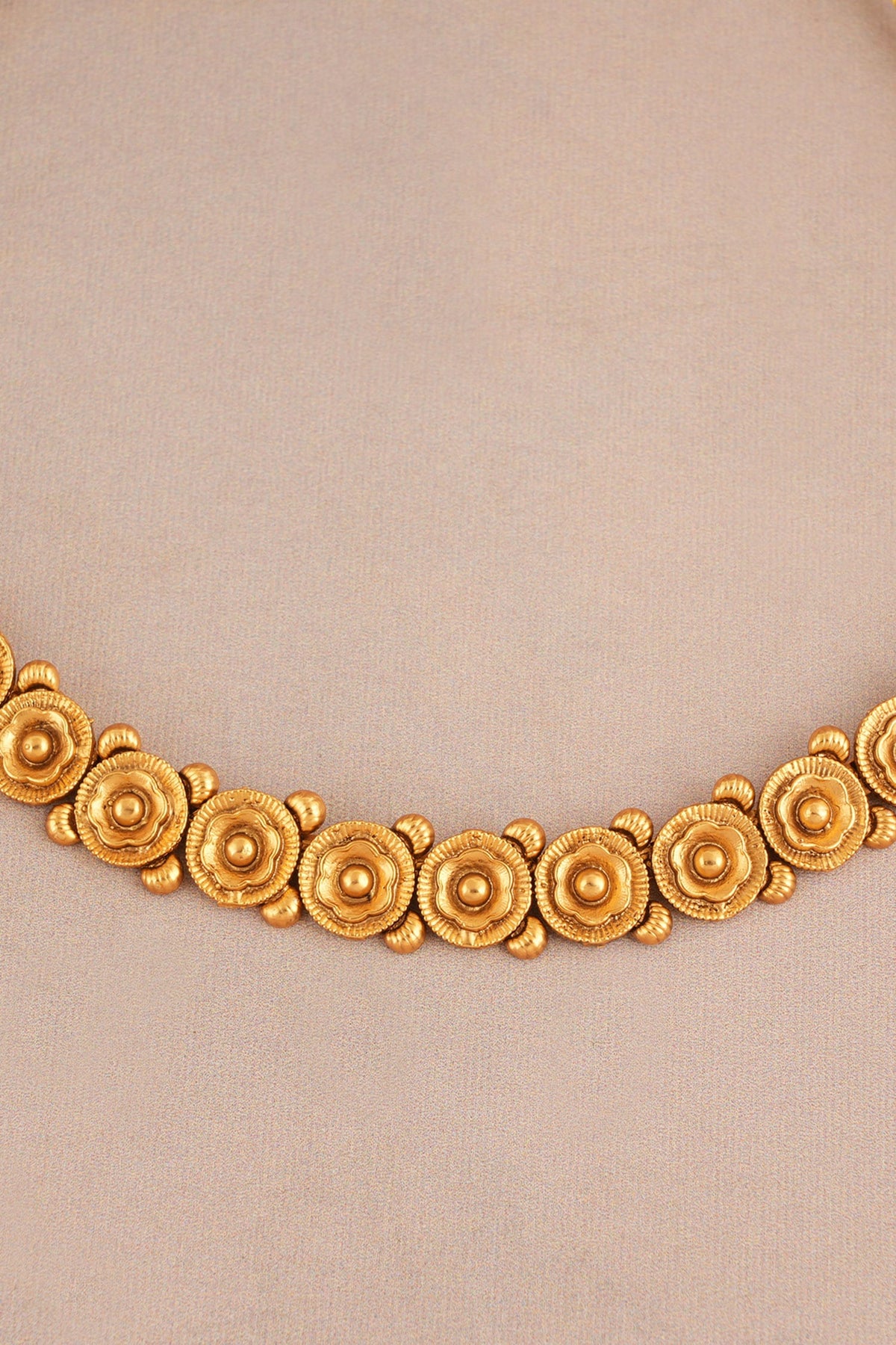 Floral Carved Antique Choker Necklace Set 