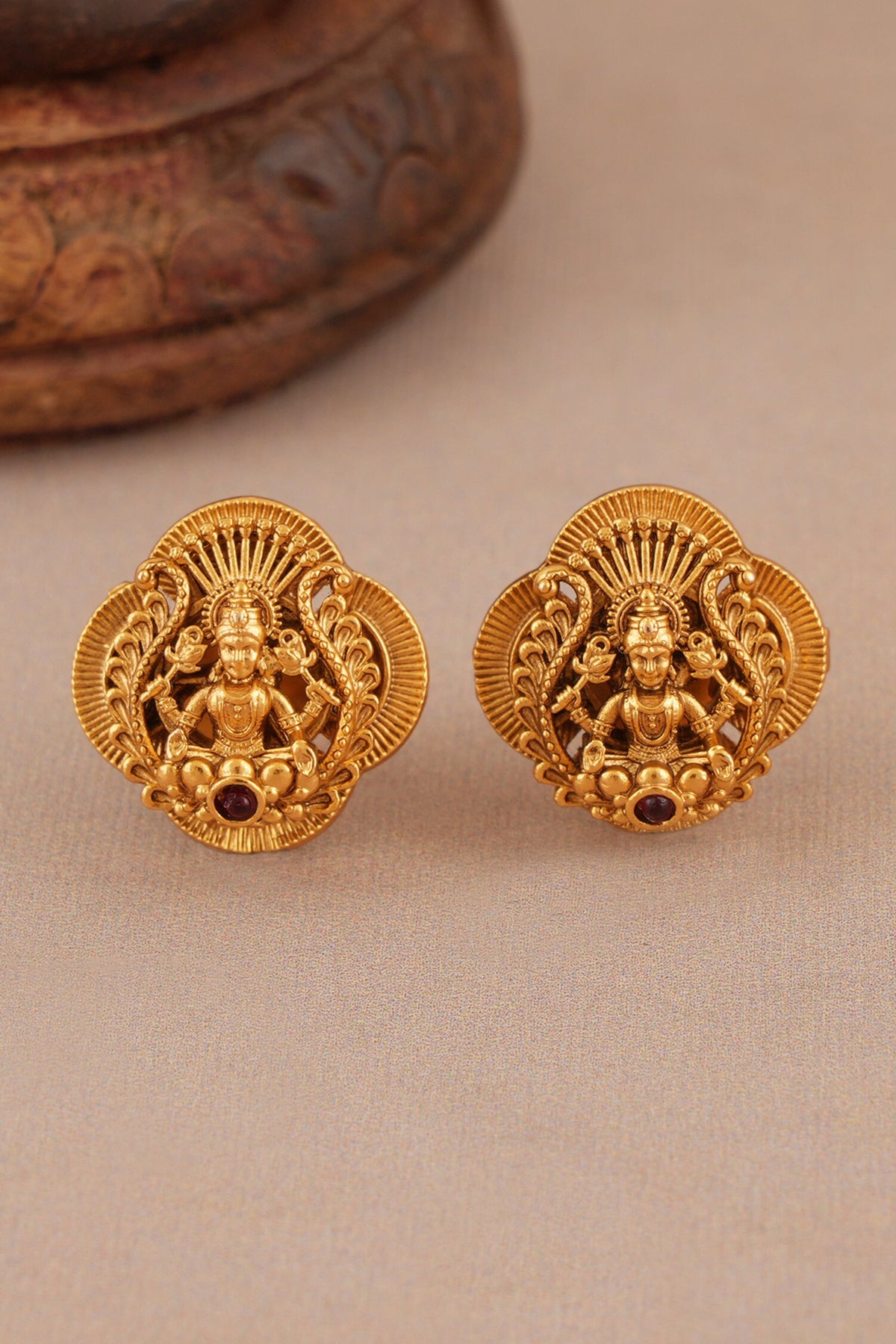 Antique Maa Lakshmi Carved Pendant Necklace Set 