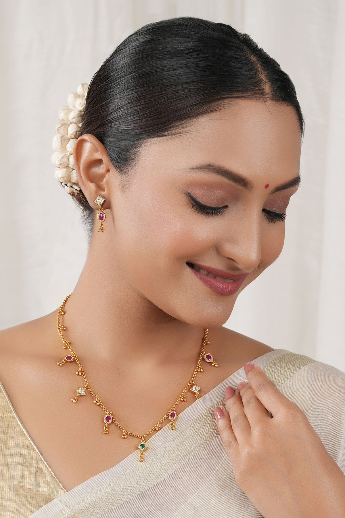 Stone Embellished String Necklace Set 