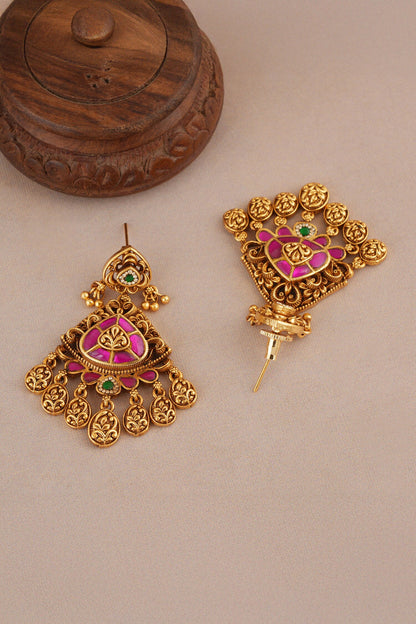 Stone Embellished Pendant Choker Set 