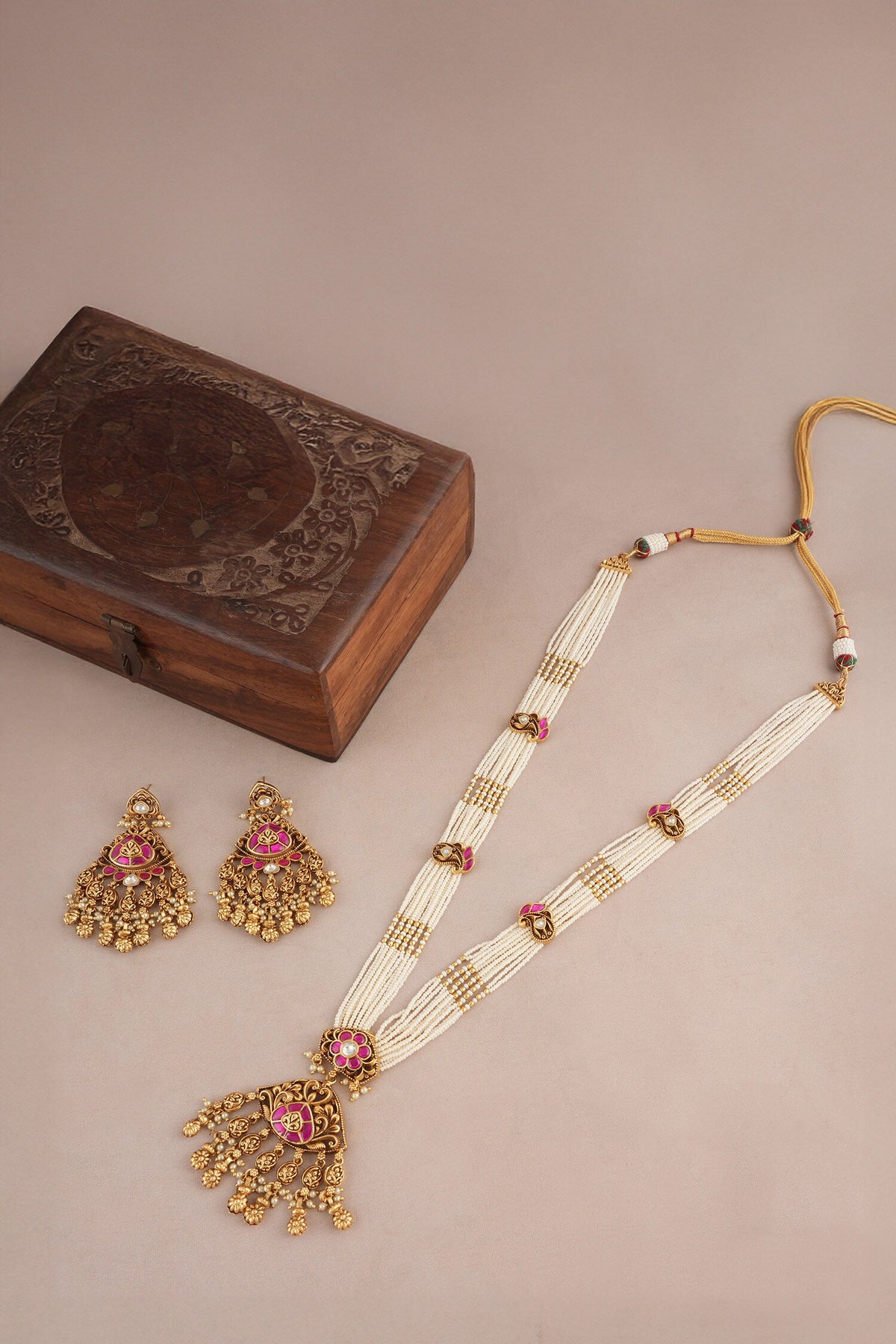 Antique Rajwadi Pearl Necklace Set 