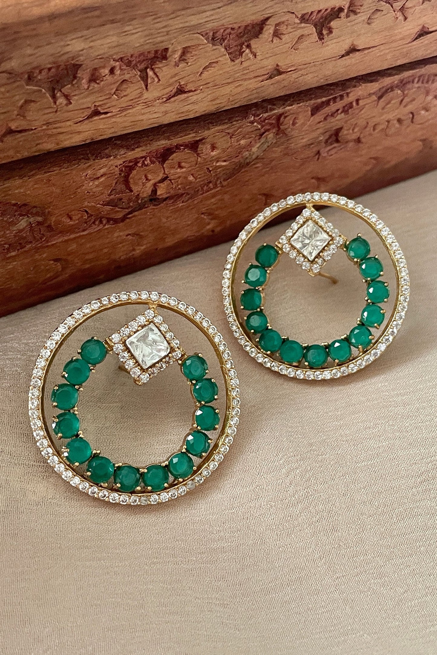 Zircon Embellished Stud Earrings 