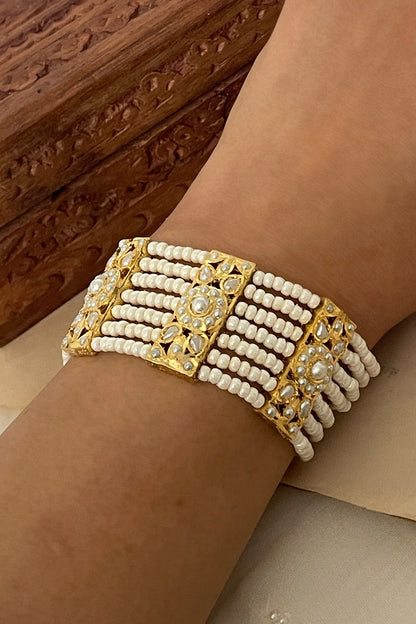 Pearl Embellished Bracelet 