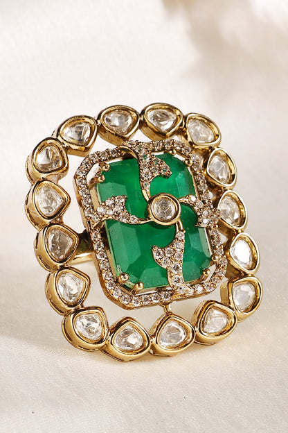 Emerald Stone Polki Petal Border Ring 