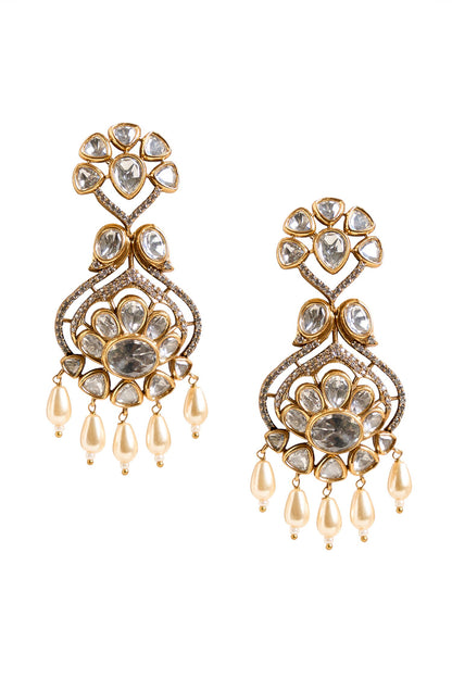 Floral Setting Studded Earrings 