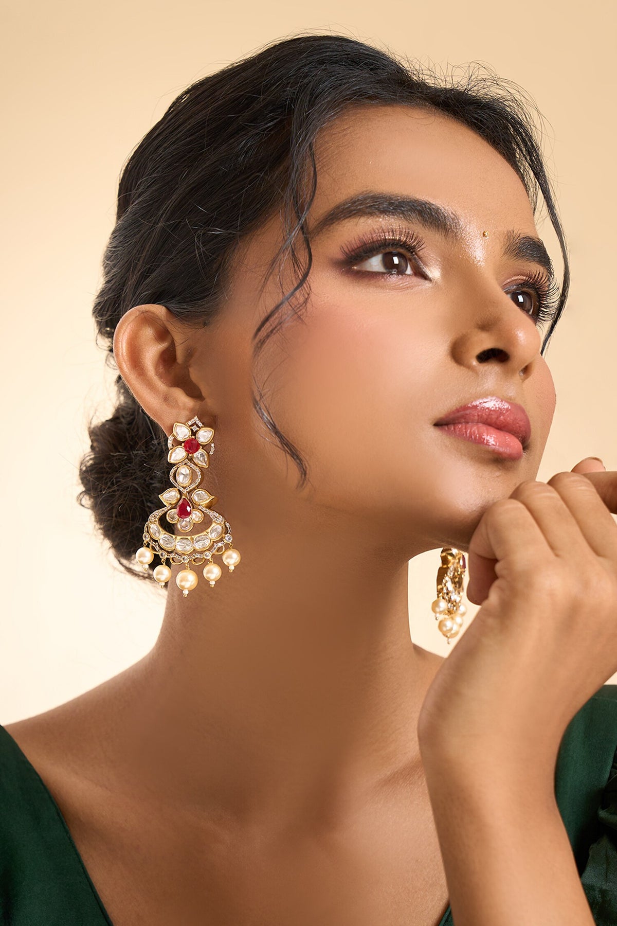 Embellished Stone Dangling Earrings 