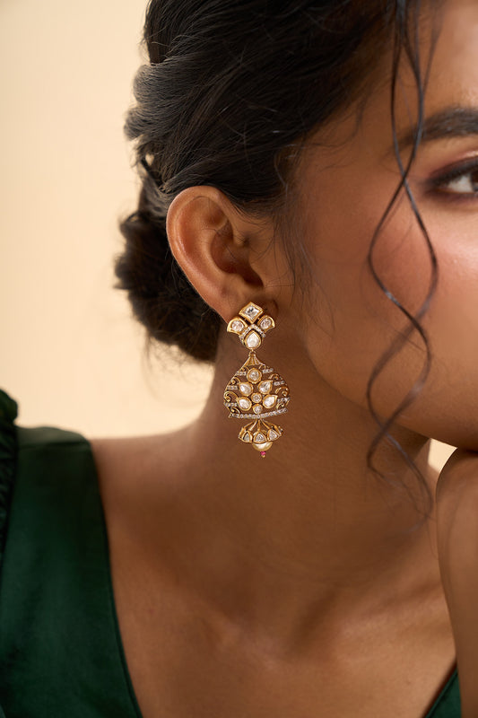 Floral Embellished Earrings 