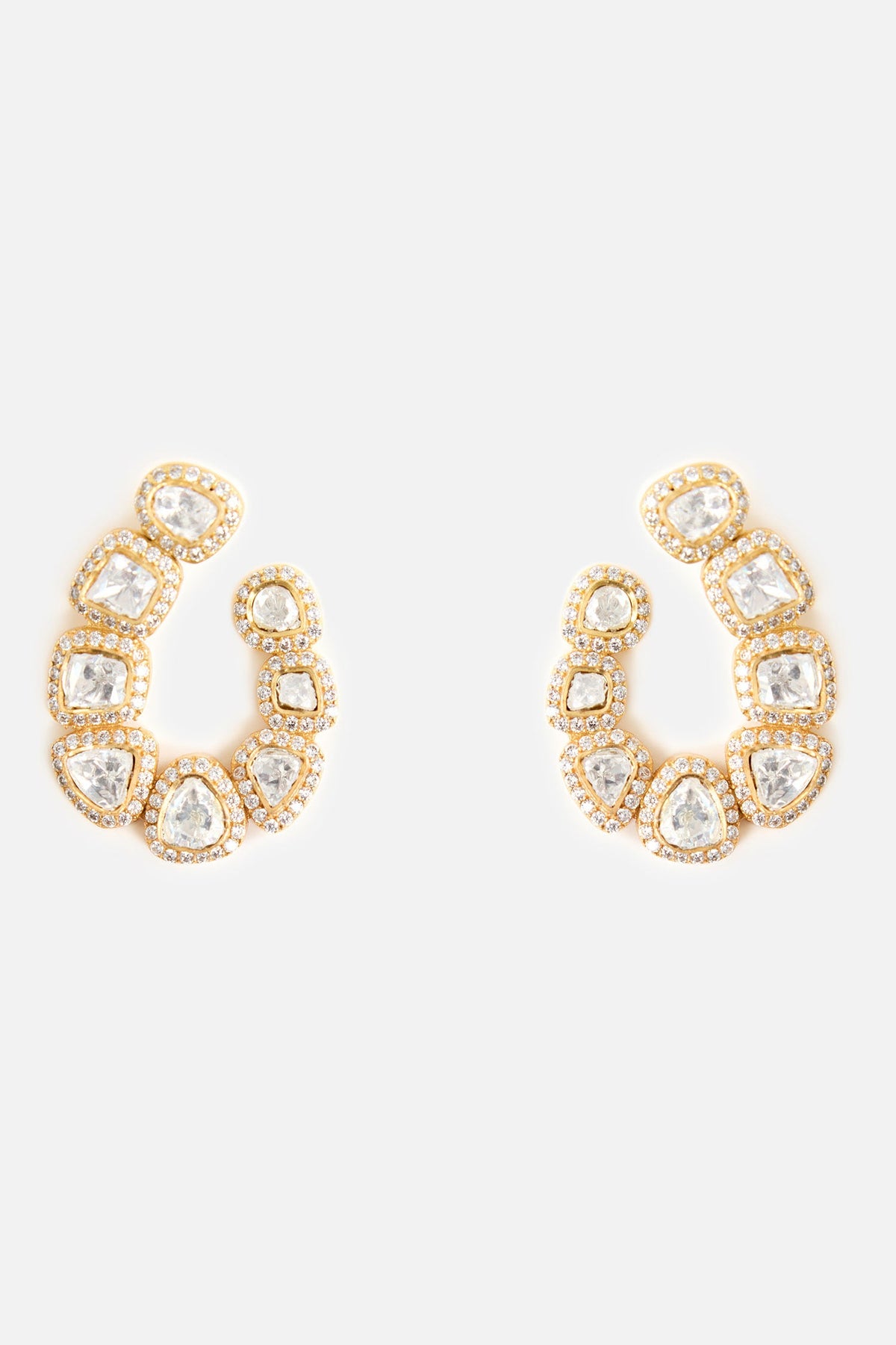 Elegant Pearl Cluster Stud Earrings 