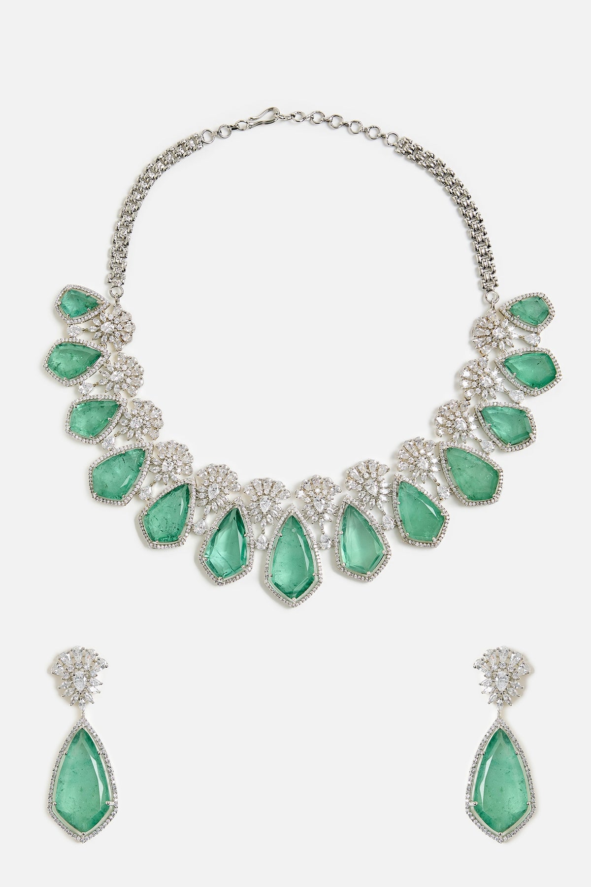 Emerald Elegance Necklace Set 