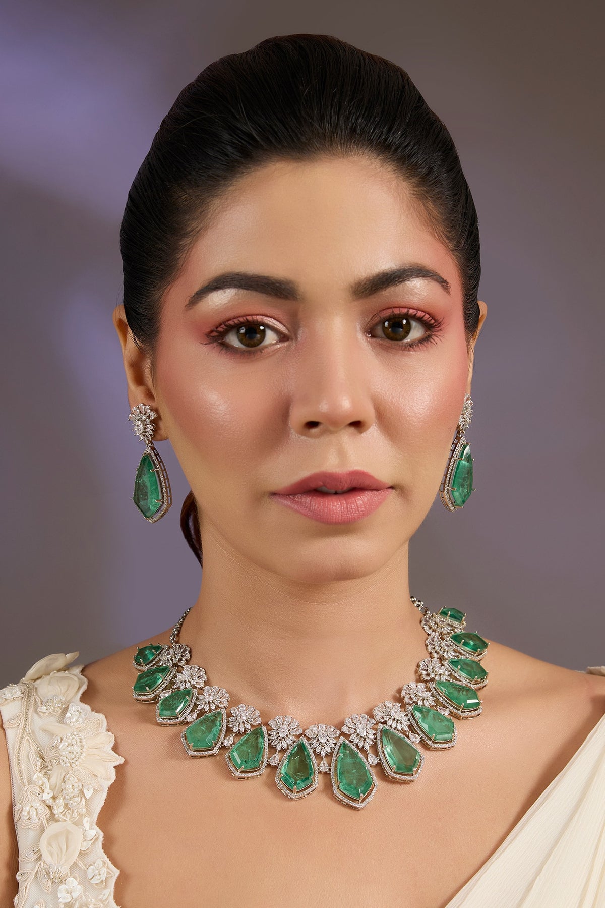 Emerald Elegance Necklace Set 