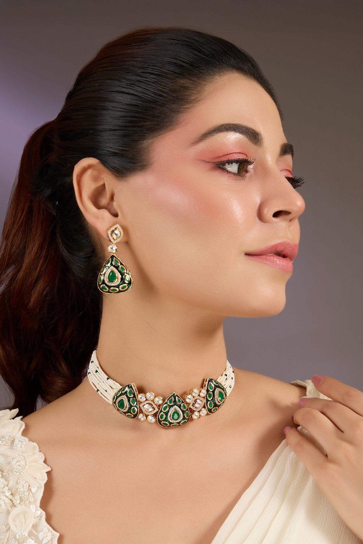 Emerald Stone Choker Set 