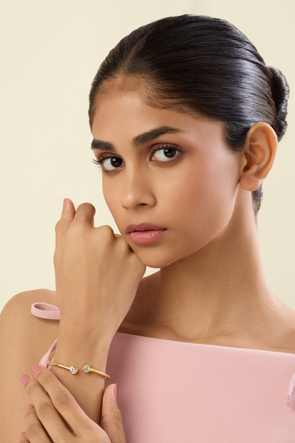 Nuitra Cuff Bracelet 
