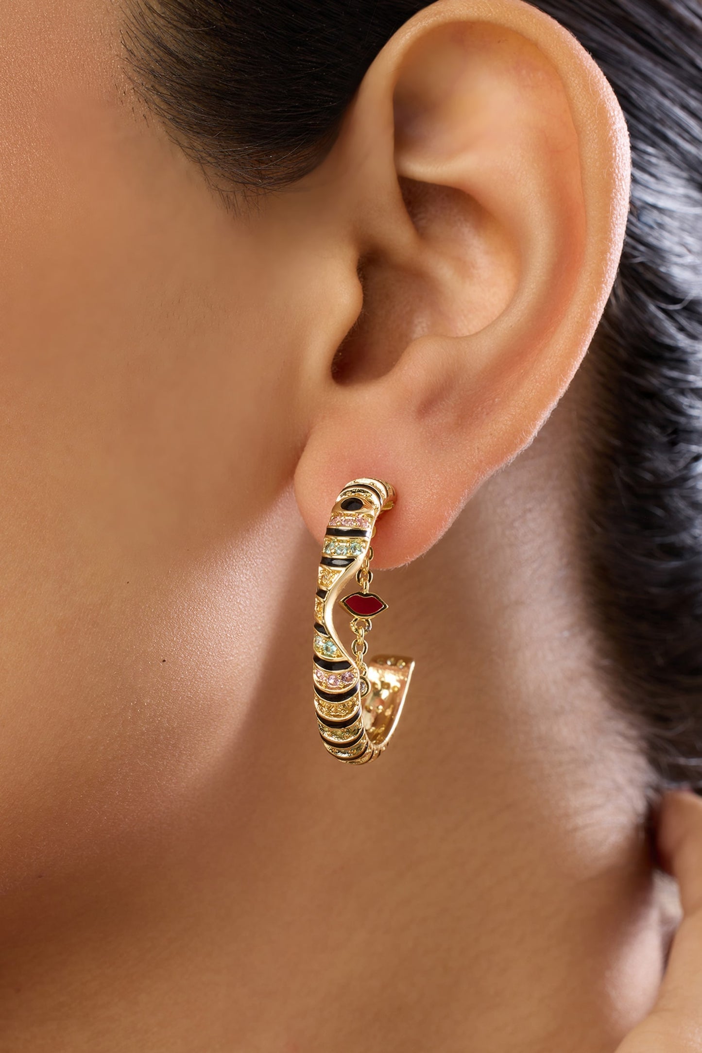 Illusia Statement Earrings 