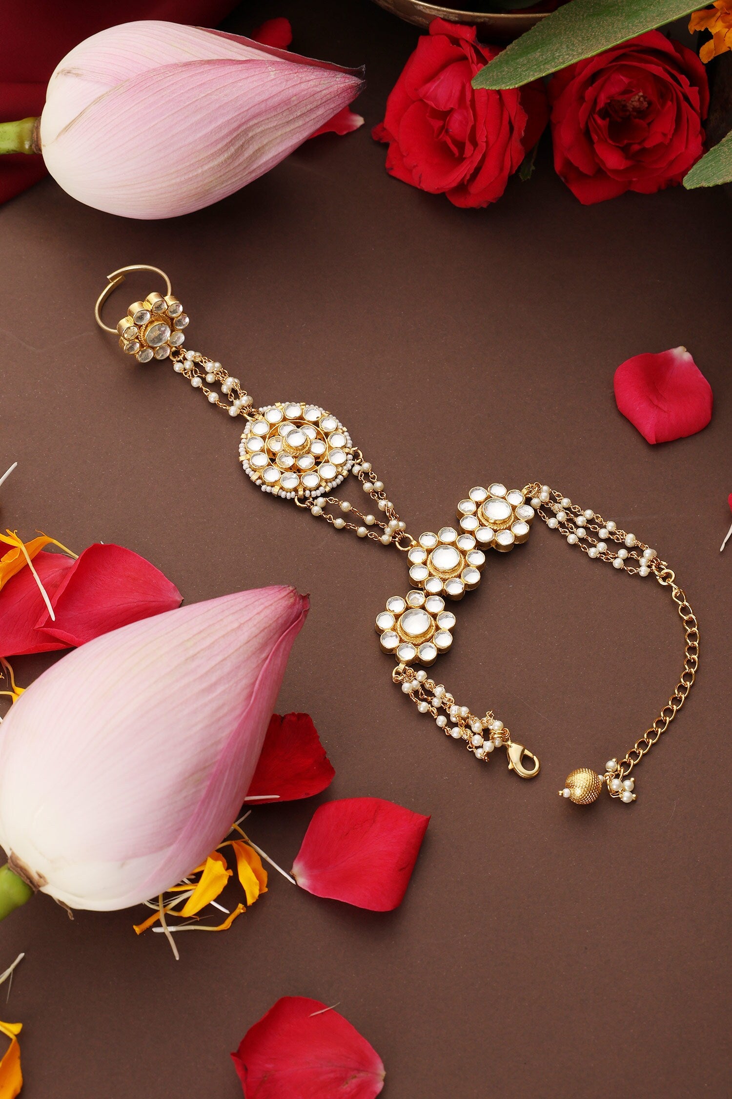 Floral Kundan Embellished Hathphool 