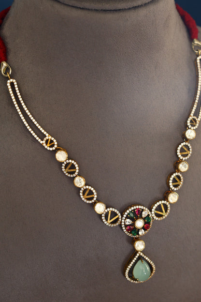 Cutwork Pendant Necklace 