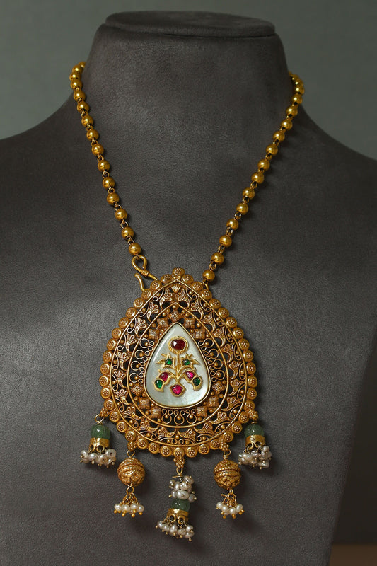 Handcrafted Floral Pendant Necklace 