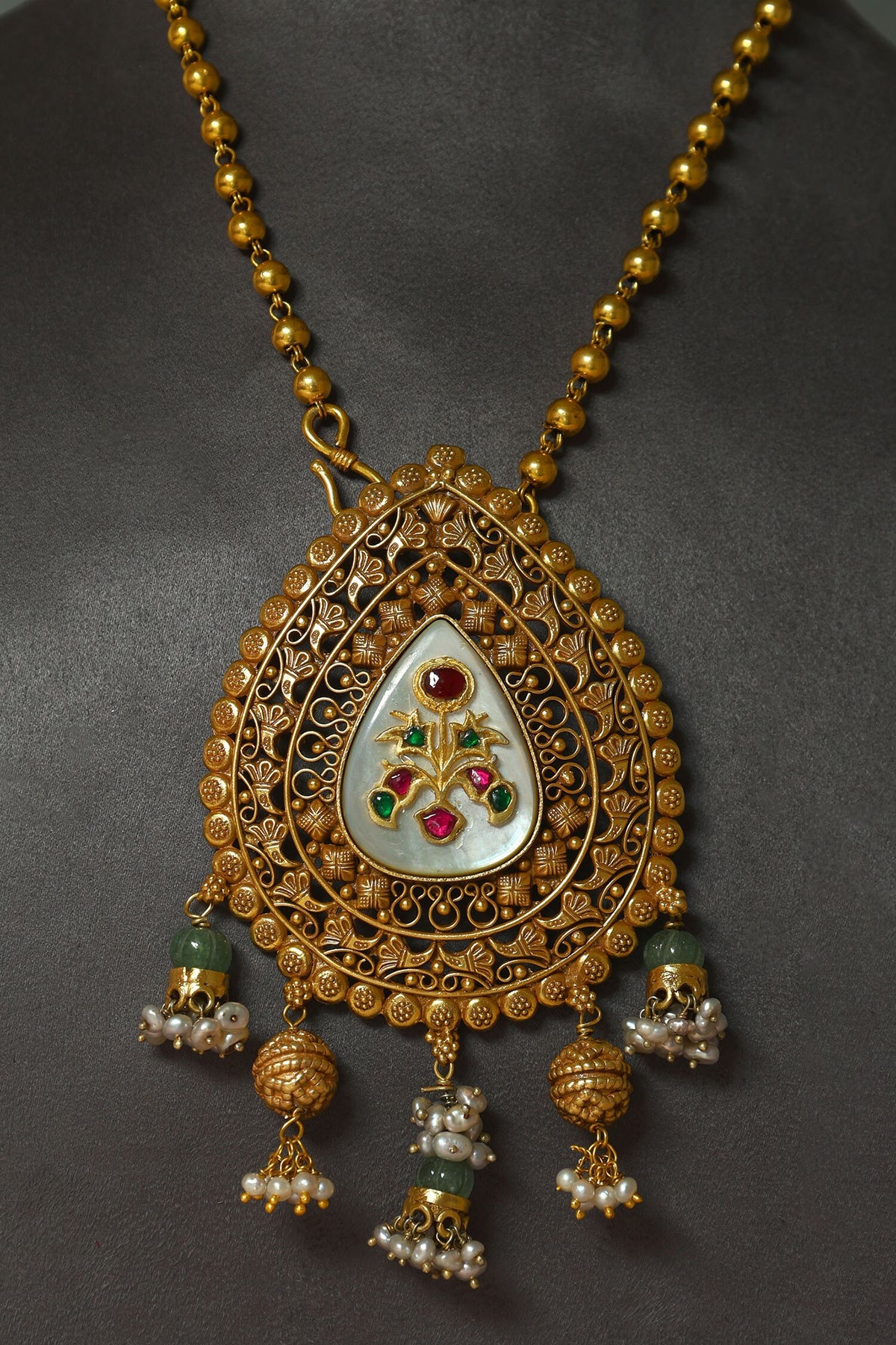 Handcrafted Floral Pendant Necklace 