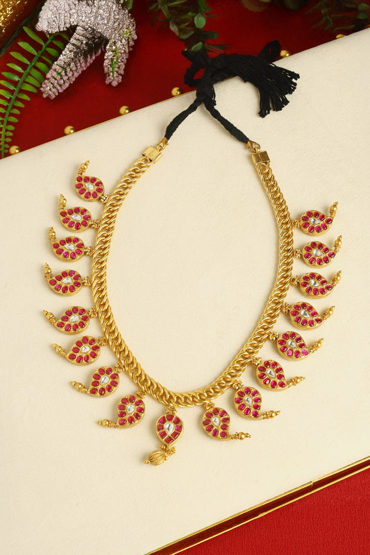 Handcrafted Kundan Necklace 
