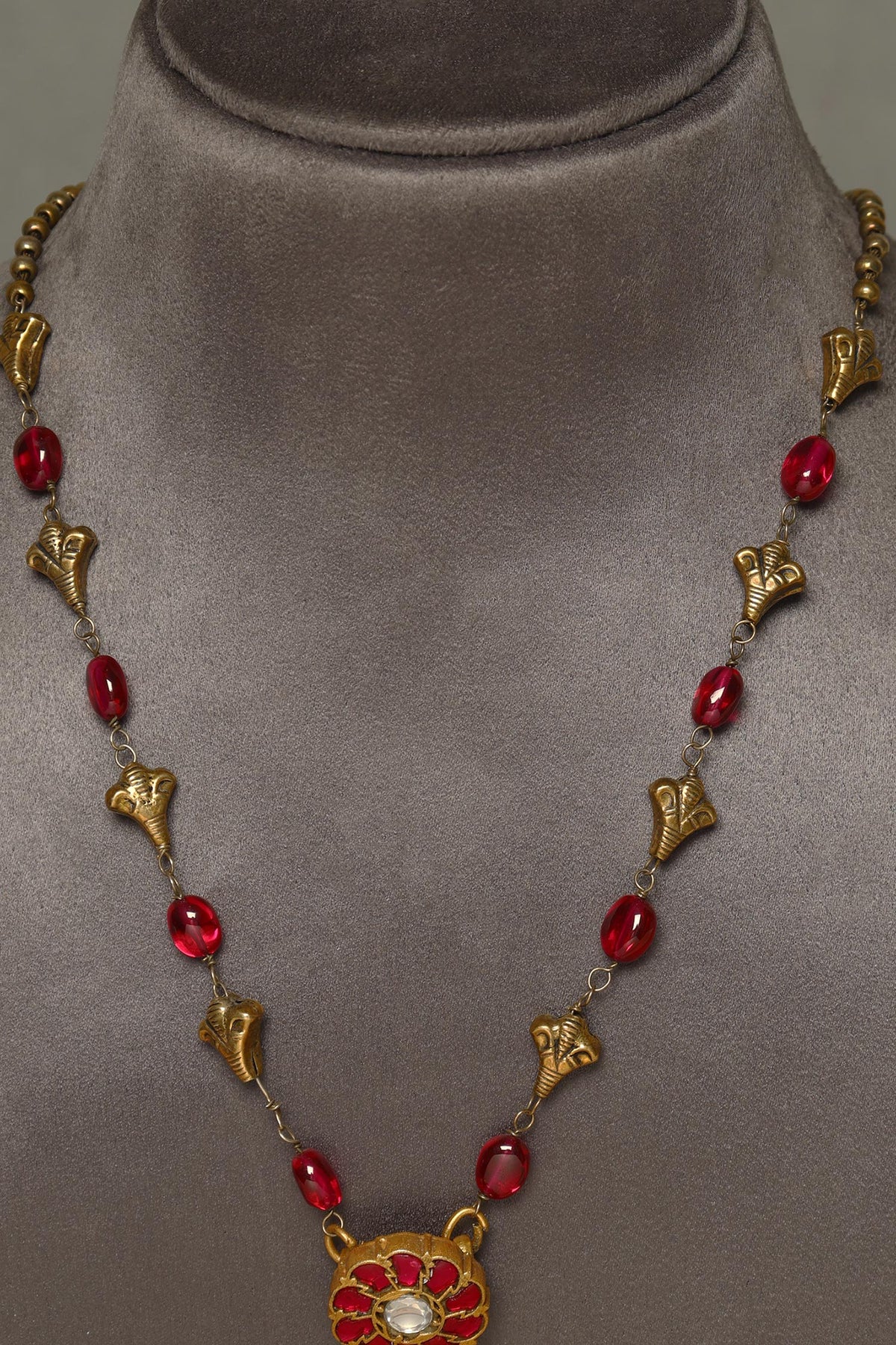 Handcrafted 92.5 Silver Kundan Pendant Necklace  