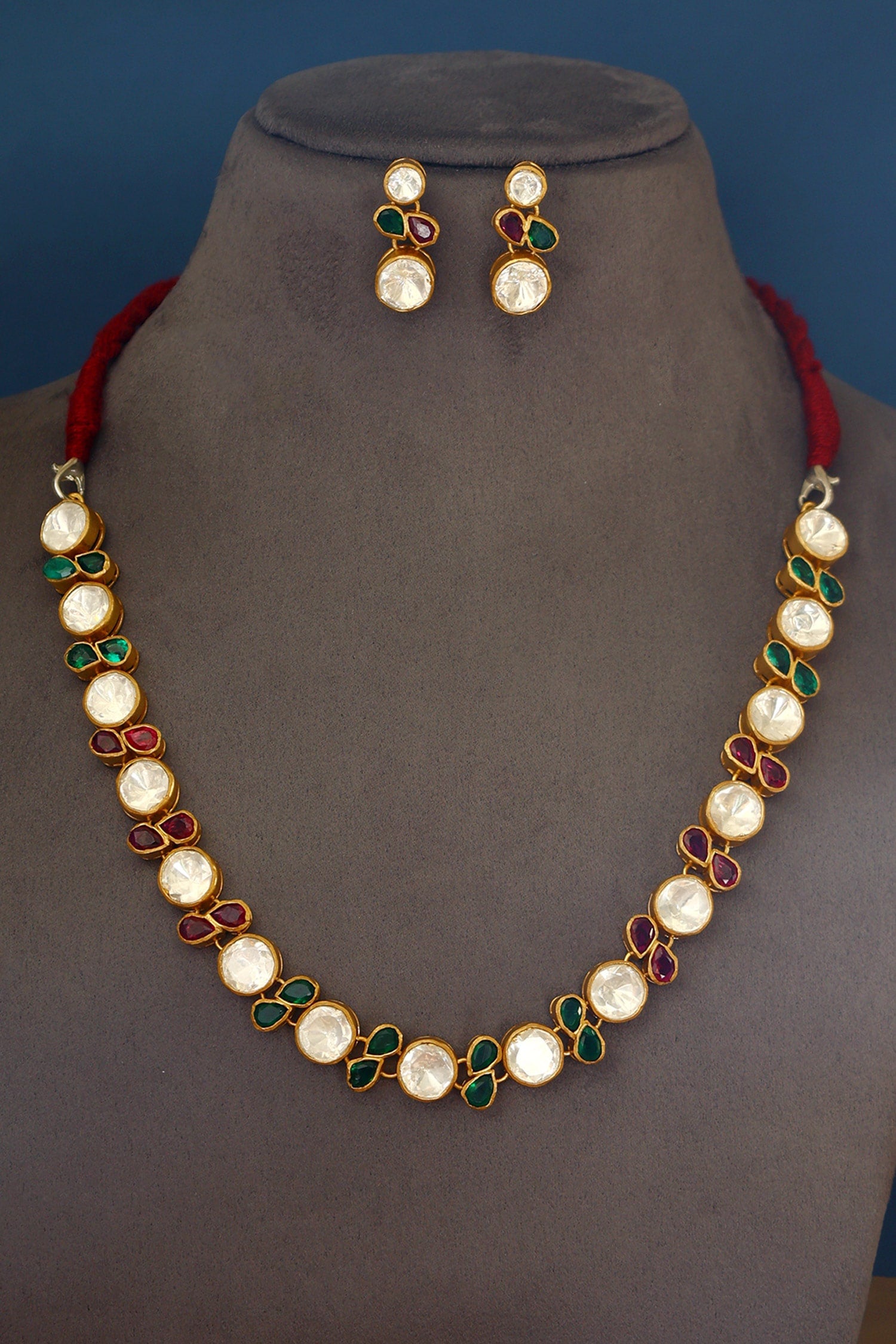 Geometric Cutwork Necklace Set 