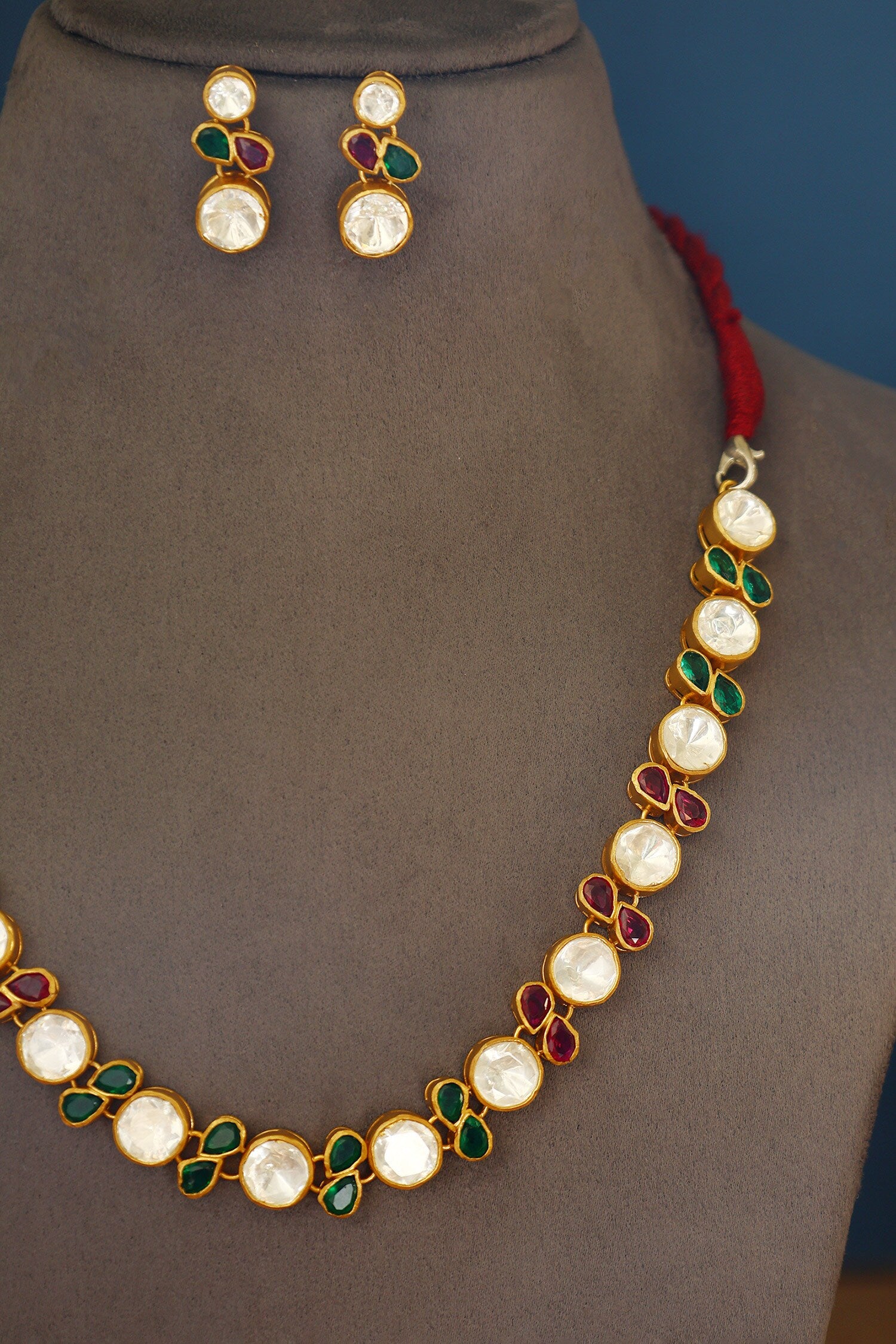 Geometric Cutwork Necklace Set 