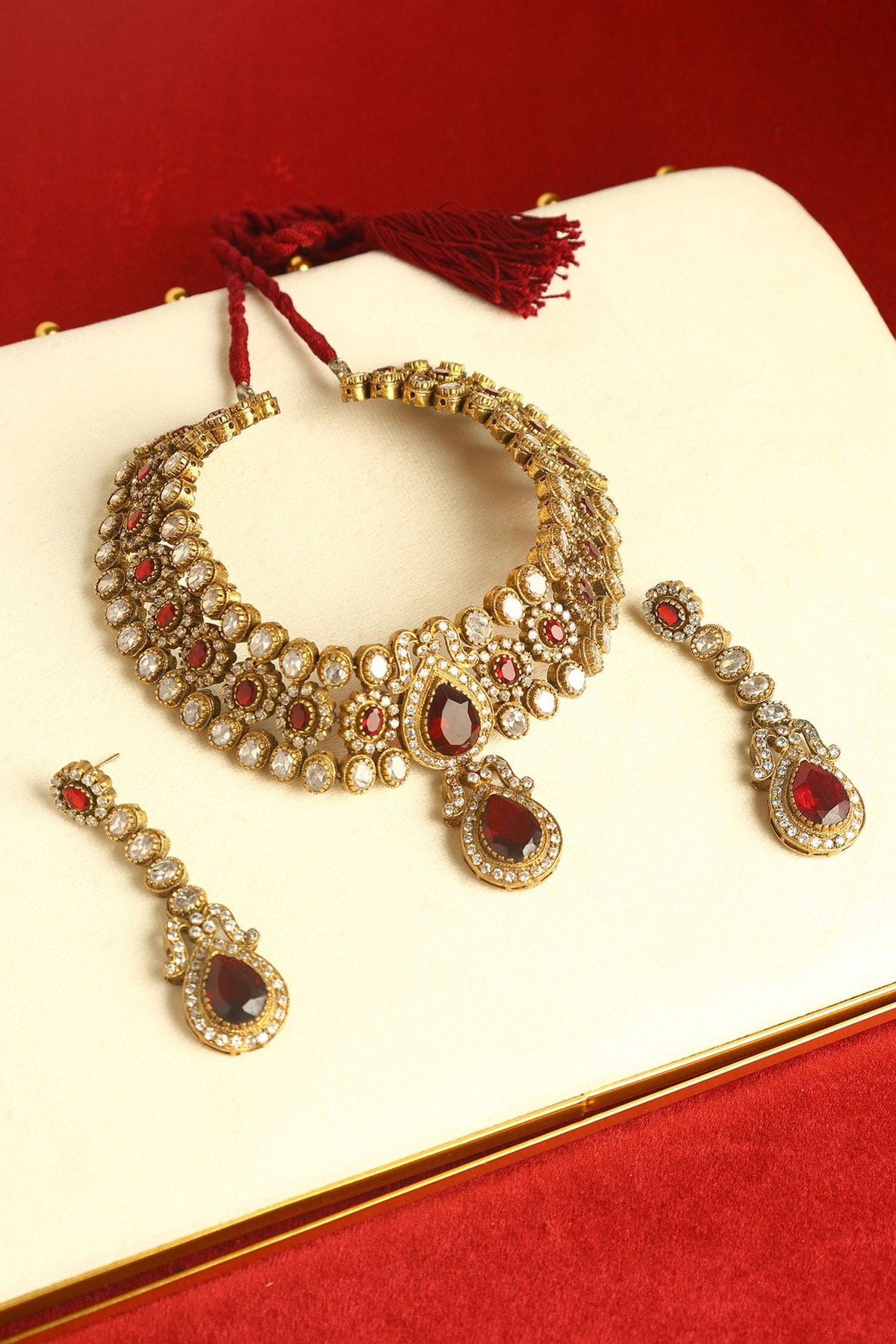 Handcrafted Necklace & Earrings Set 