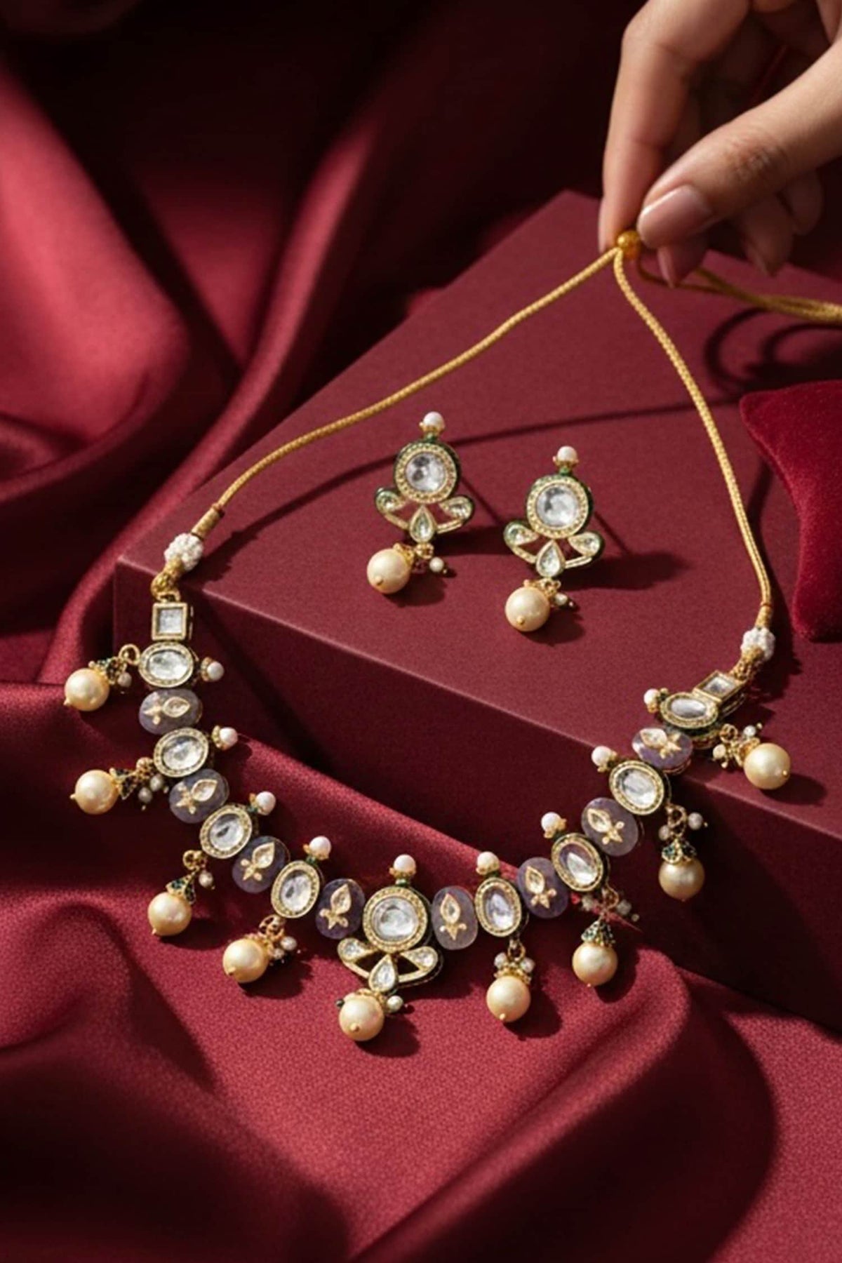 Polki Studded Necklace Set 