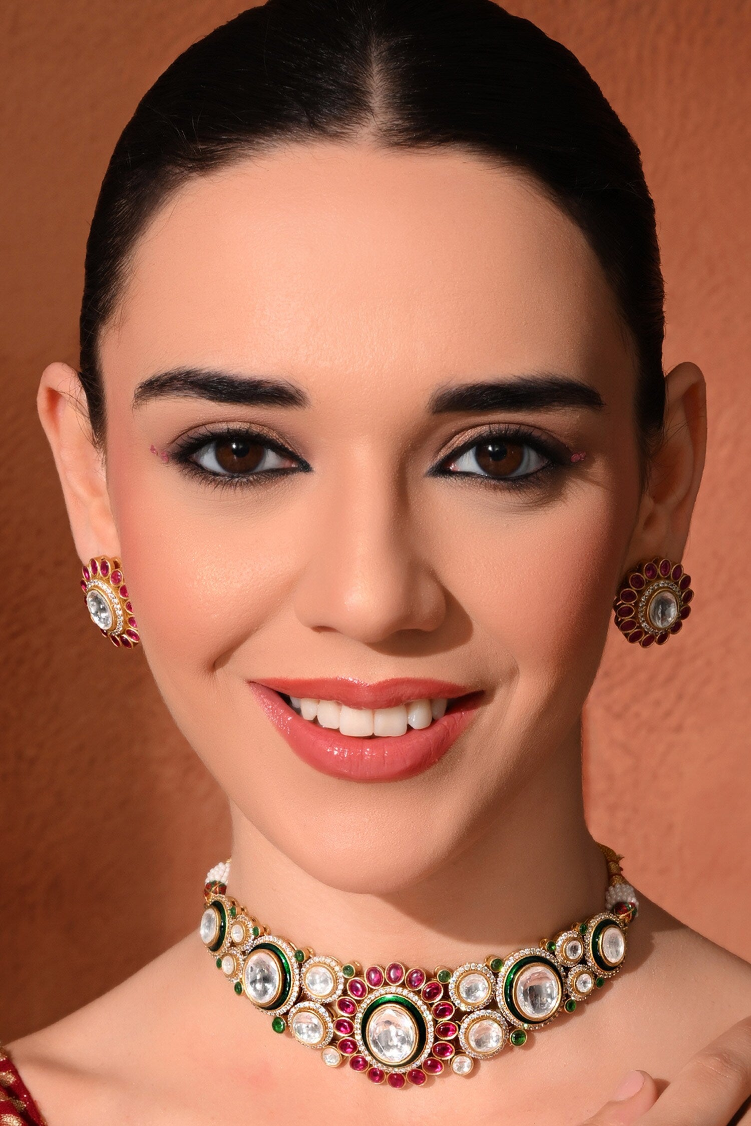 Kundan Embellished Necklace Set 